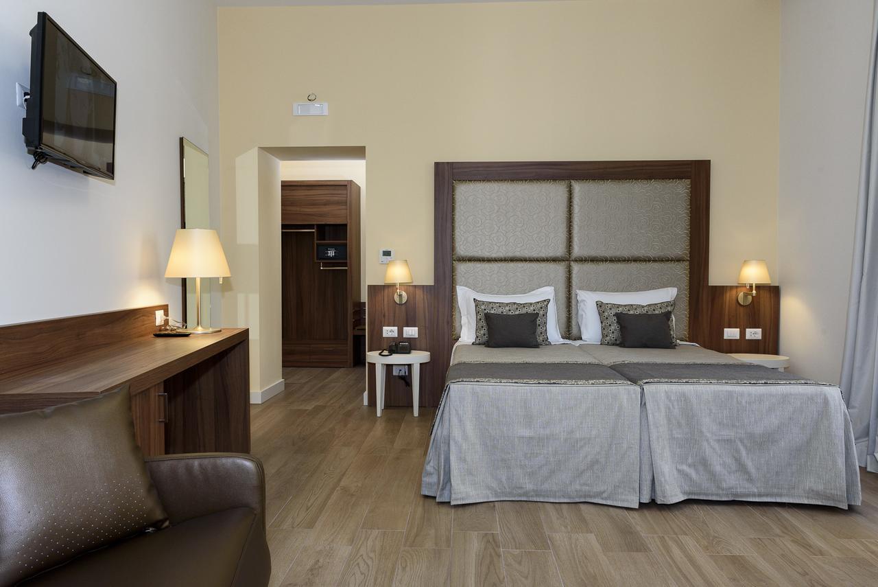 Navona Luxury Guesthouse ローマ エクステリア 写真